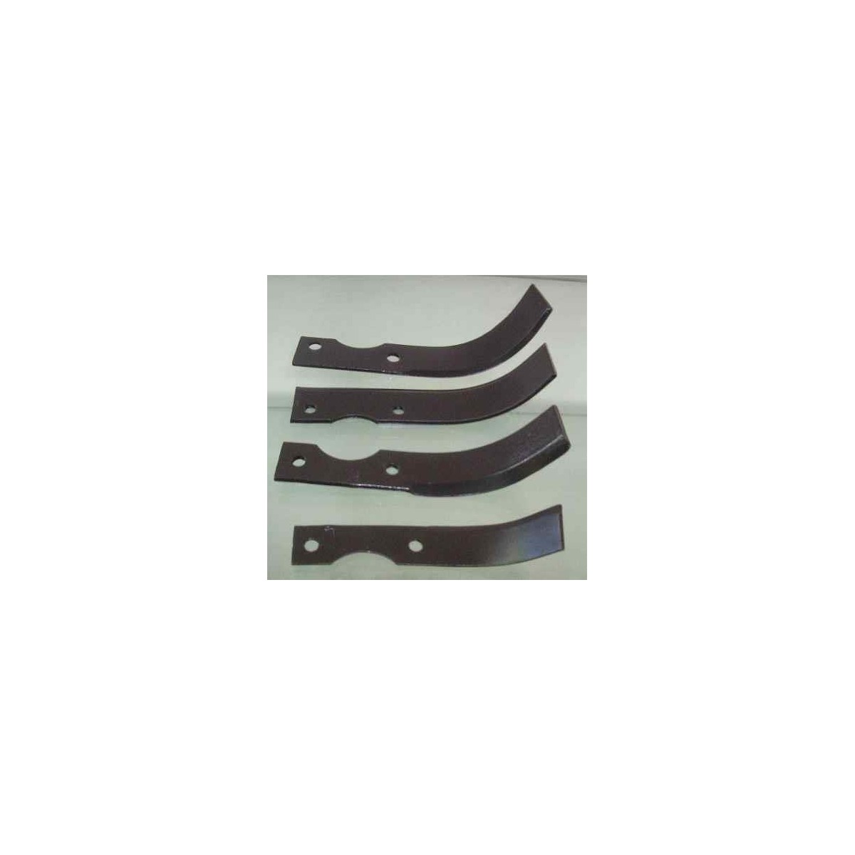 CUCHILLAS ROTAVATOR MOTOVINADORA BENASSI RT401/D