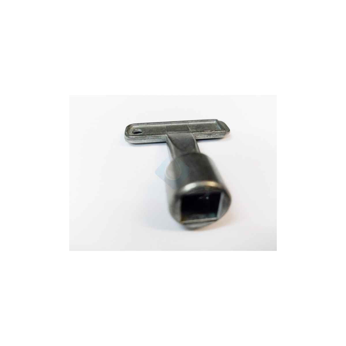 LLAVE PUERTA CONTADOR AGUA METAL